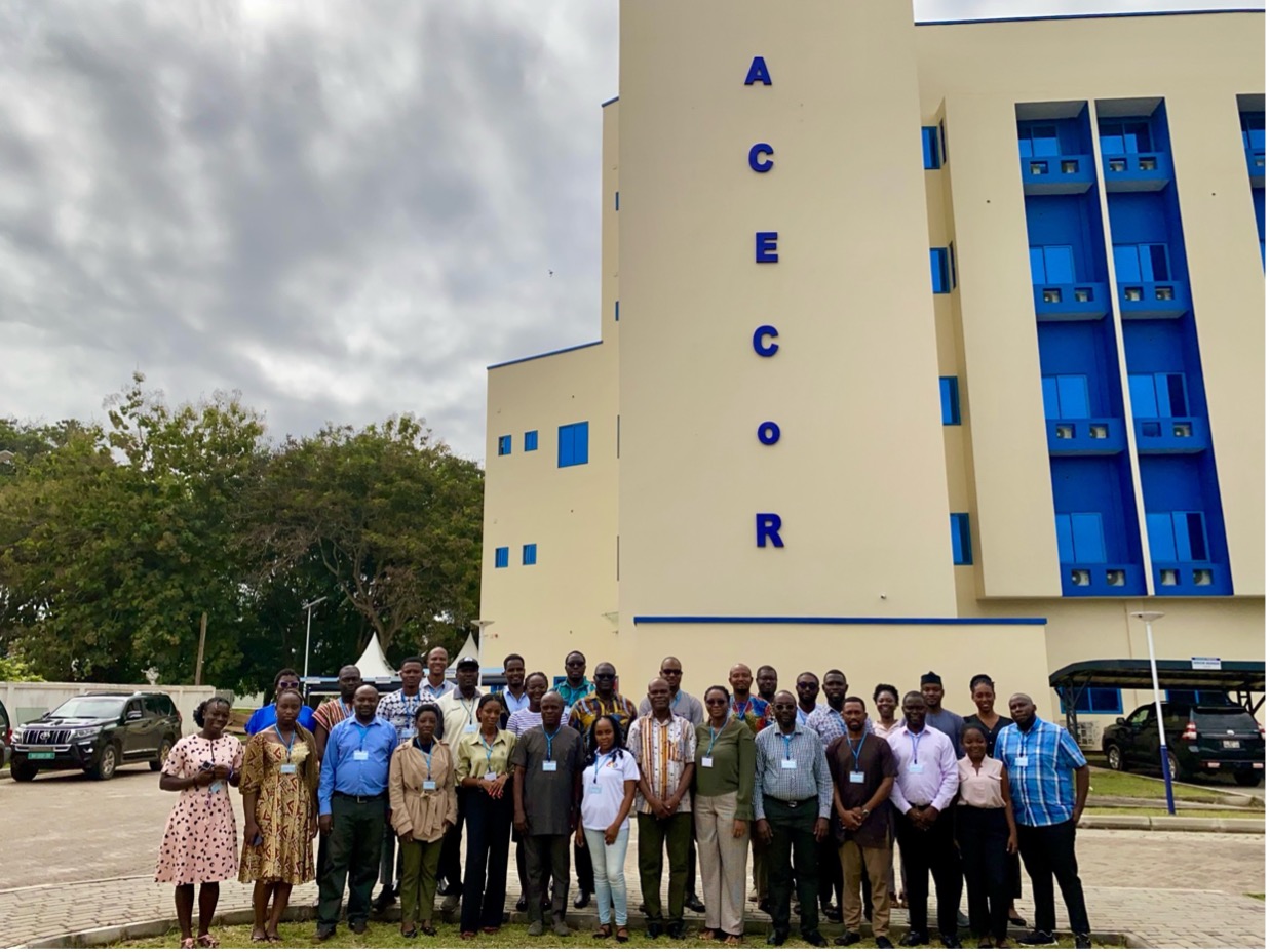 Participants in front of the ACECoR Building